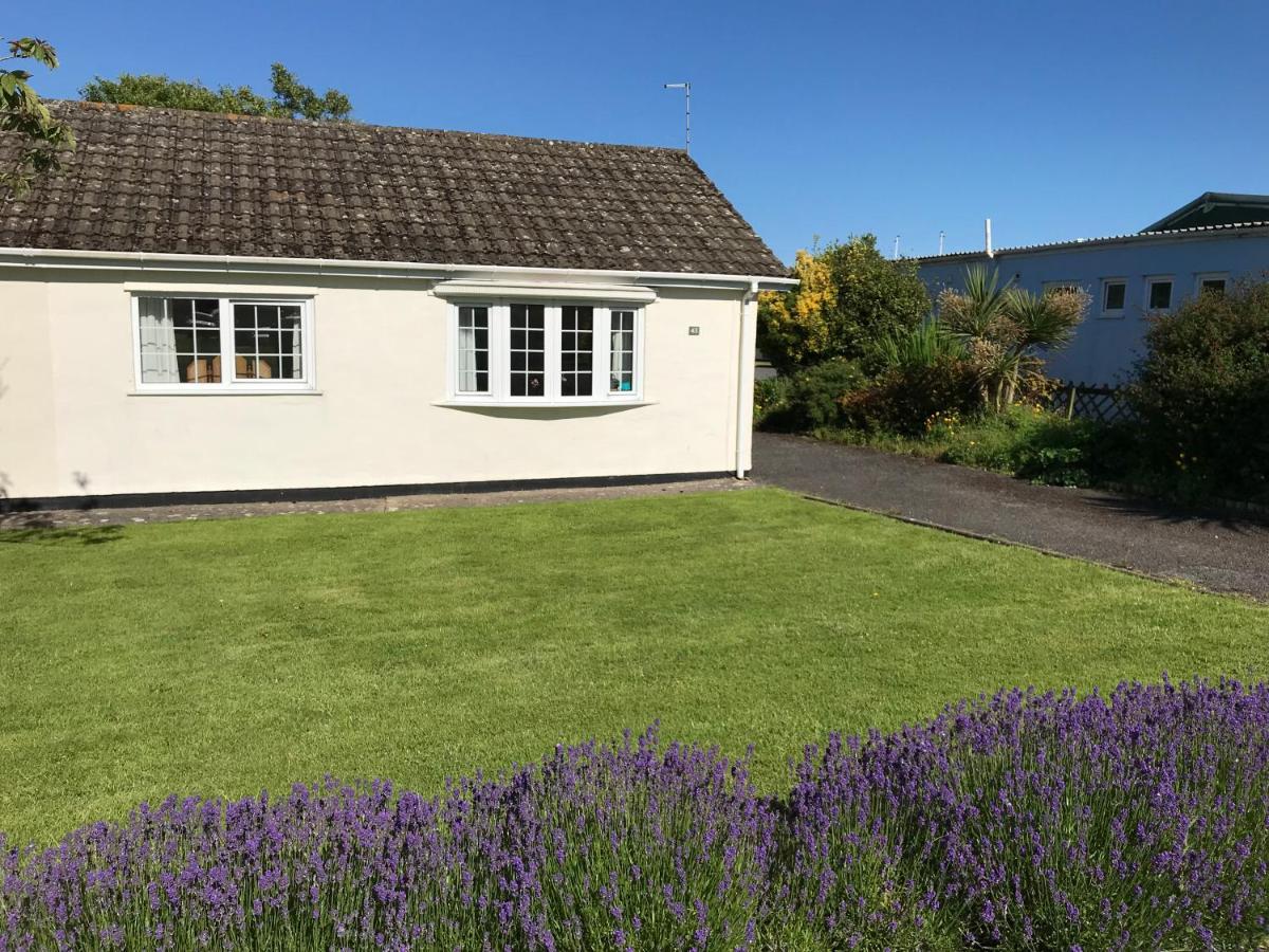 Number 43 The Gower Holiday Village Swansea Exterior photo